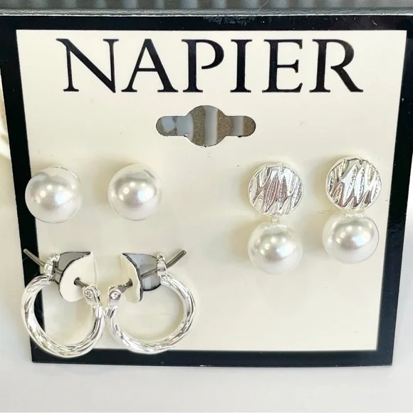 NWT Napier three pairs of silver and pearl earrings - Picture 4 of 5